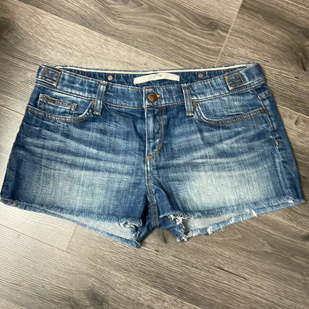 Joe’s denim shorts Everyday Casual Classic Summer Essential Women’s blue jeans